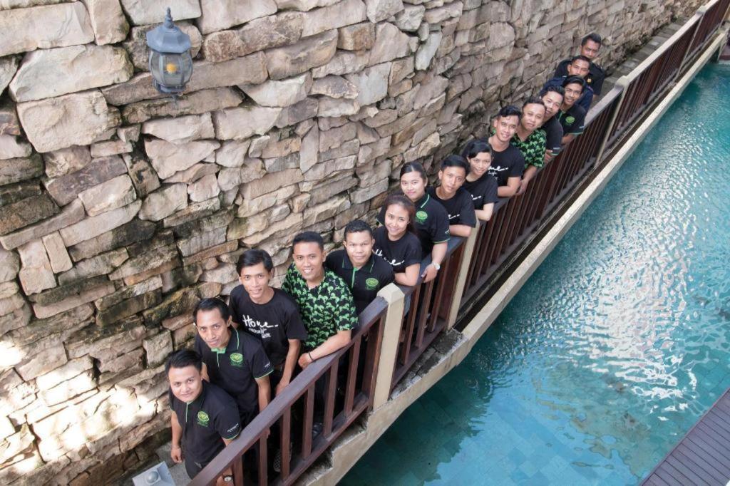 Hadi Poetra Hotel Kuta Lombok Esterno foto