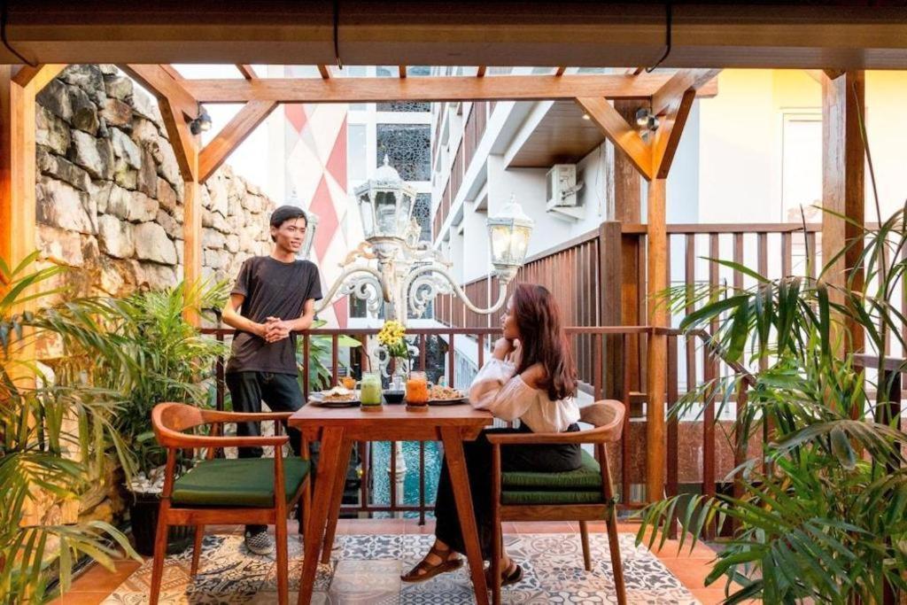 Hadi Poetra Hotel Kuta Lombok Esterno foto